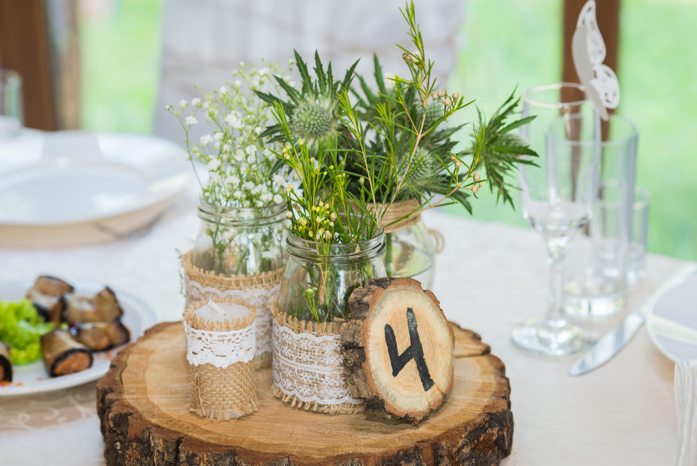 5 Unique Ways to Use Jars in Your Wedding