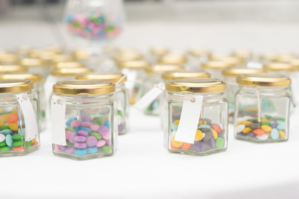 The Advantages of Buying Wholesale Jars