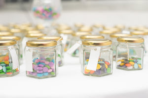 The Advantages of Buying Wholesale Jars